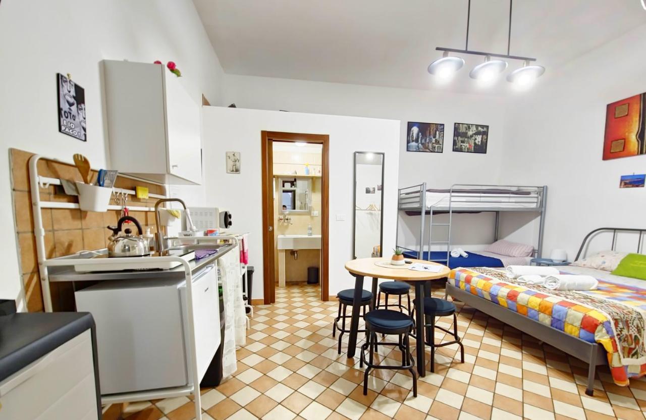 Appartement La Casina Di Promised Land Napoli Extérieur photo